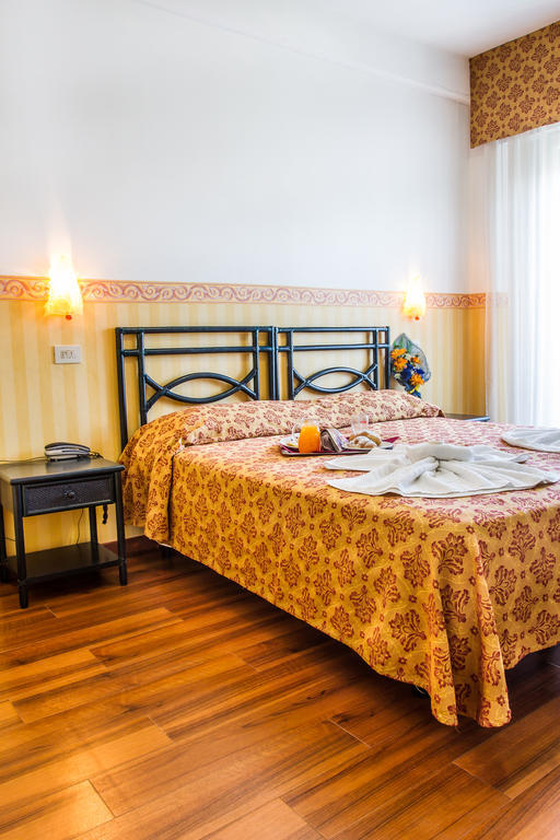 Hotel Consul - Family Hotel Riccione Room photo
